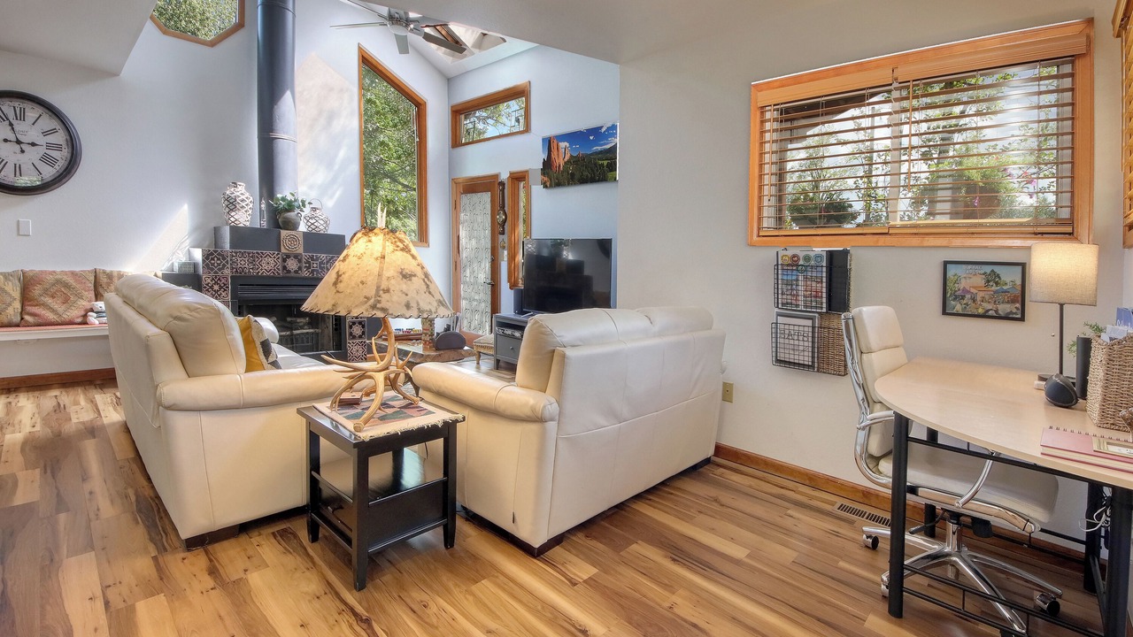 Photo of Livingroom in West Colorado Springs