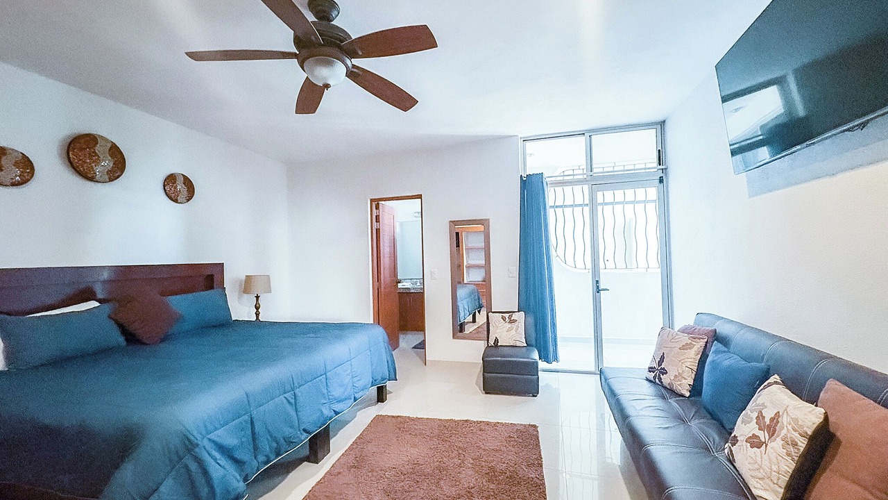Photo of Bedroom in South Shore Hotel Area