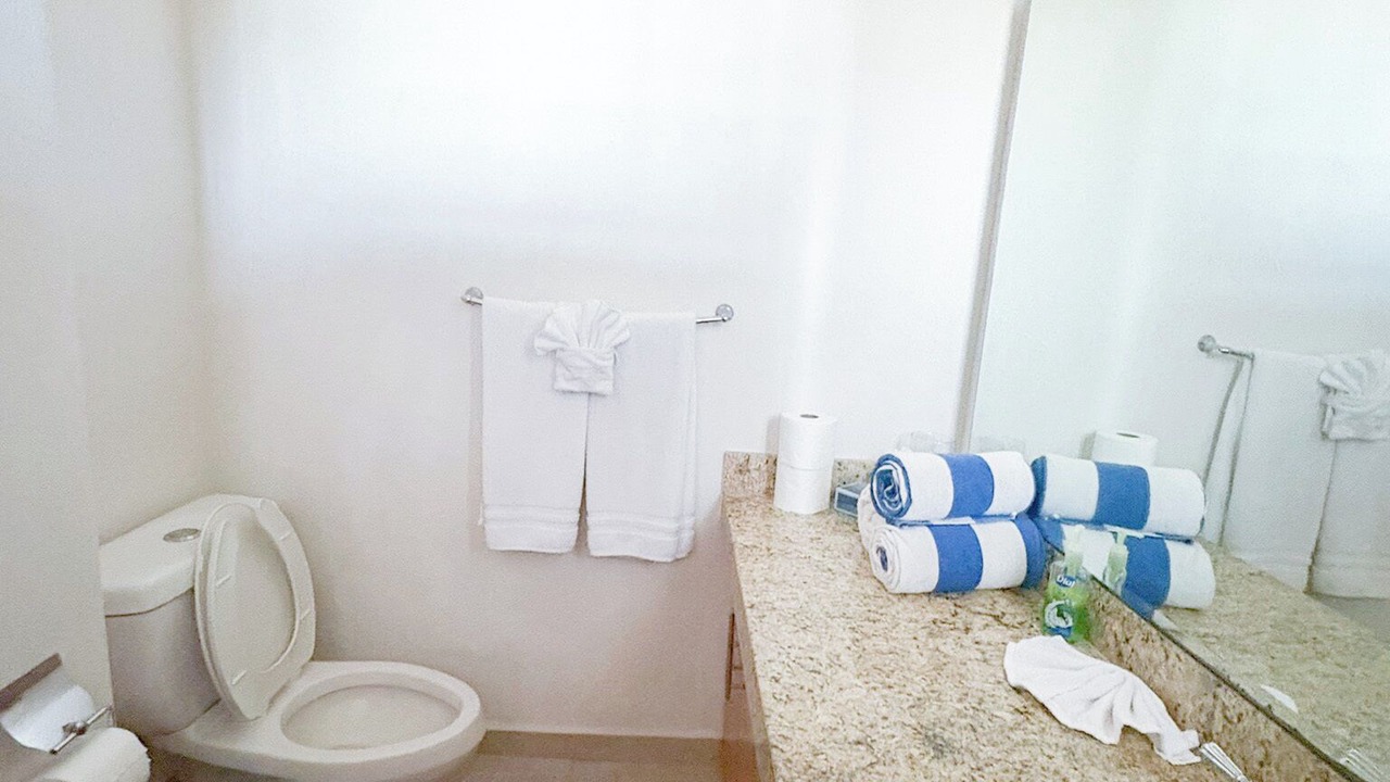 Photo of Bathroom in South Shore Hotel Area