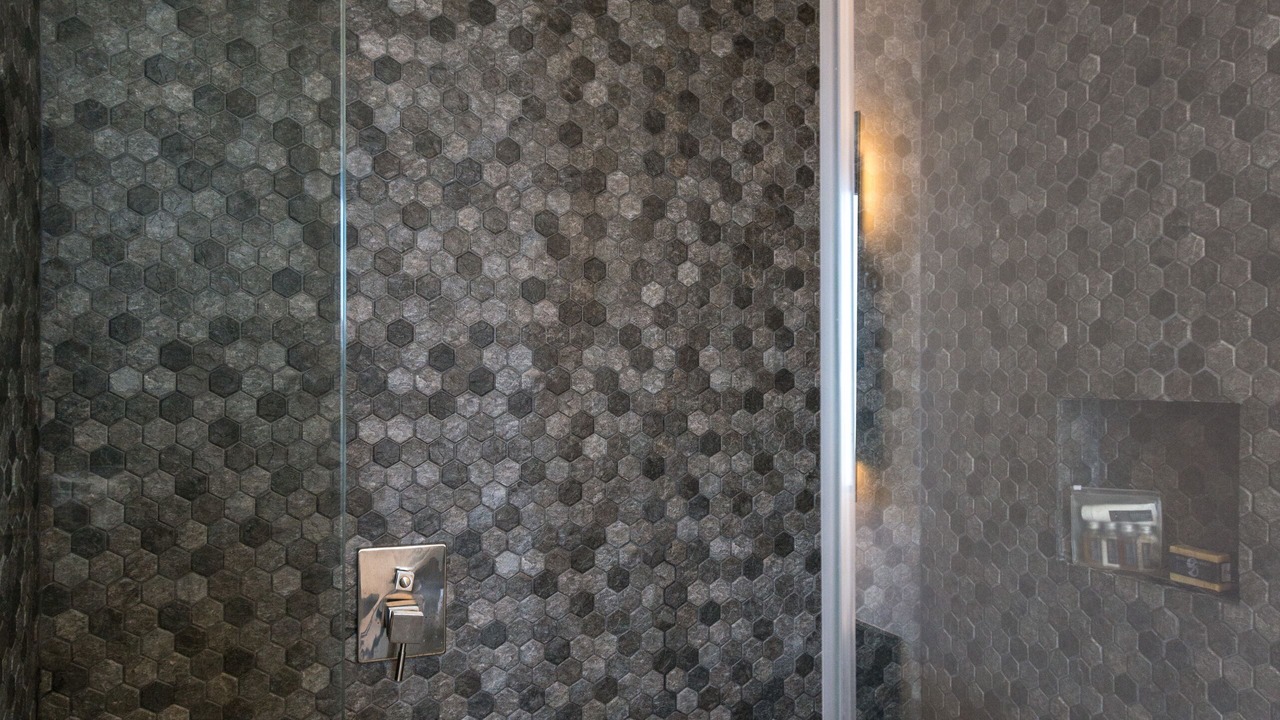 Photo of Bathroom in Romantic Zone