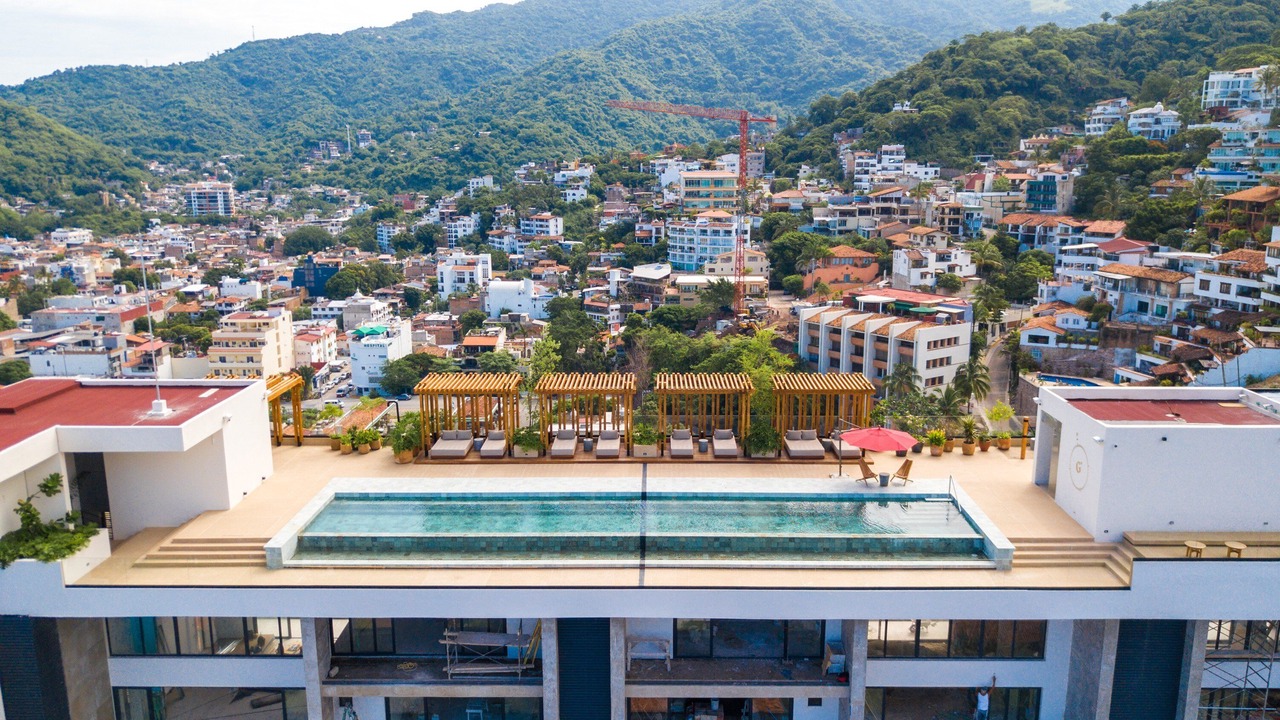 Photo of Outdoor in Romantic Zone
