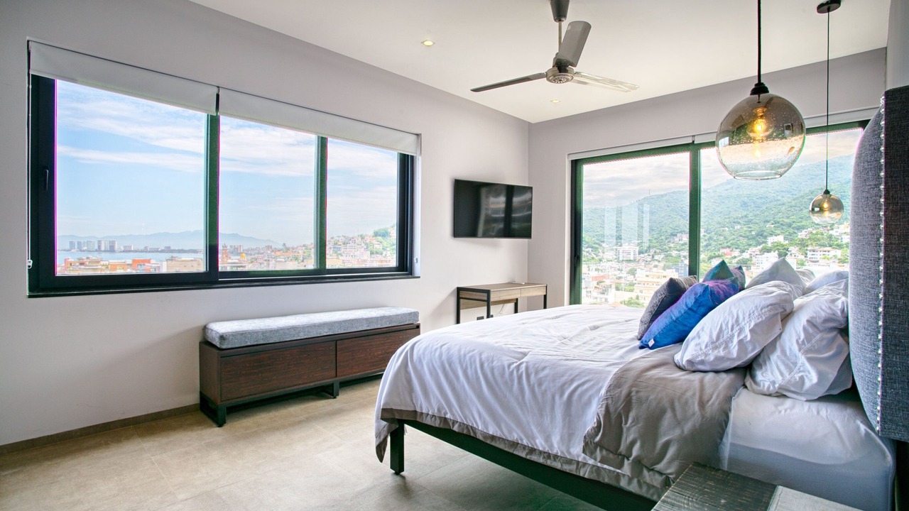 Photo of Bedroom in Romantic Zone