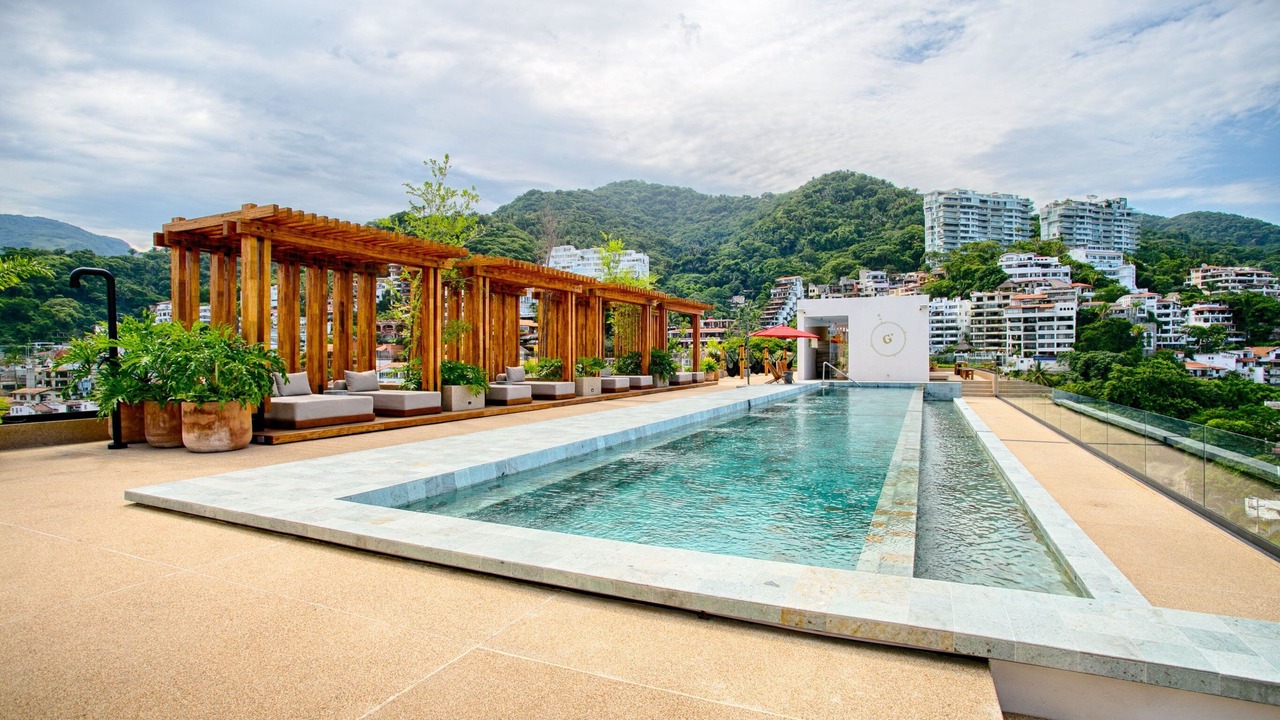 Photo of Outdoor in Romantic Zone