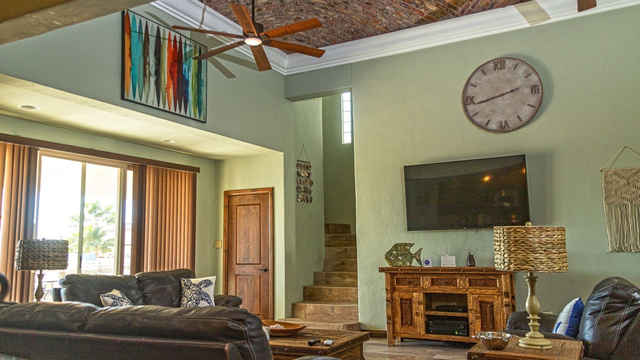 Photo of Livingroom in Sandy Beach