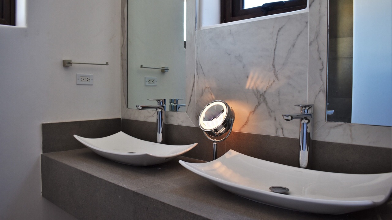 Photo of Bathroom in Nopolo