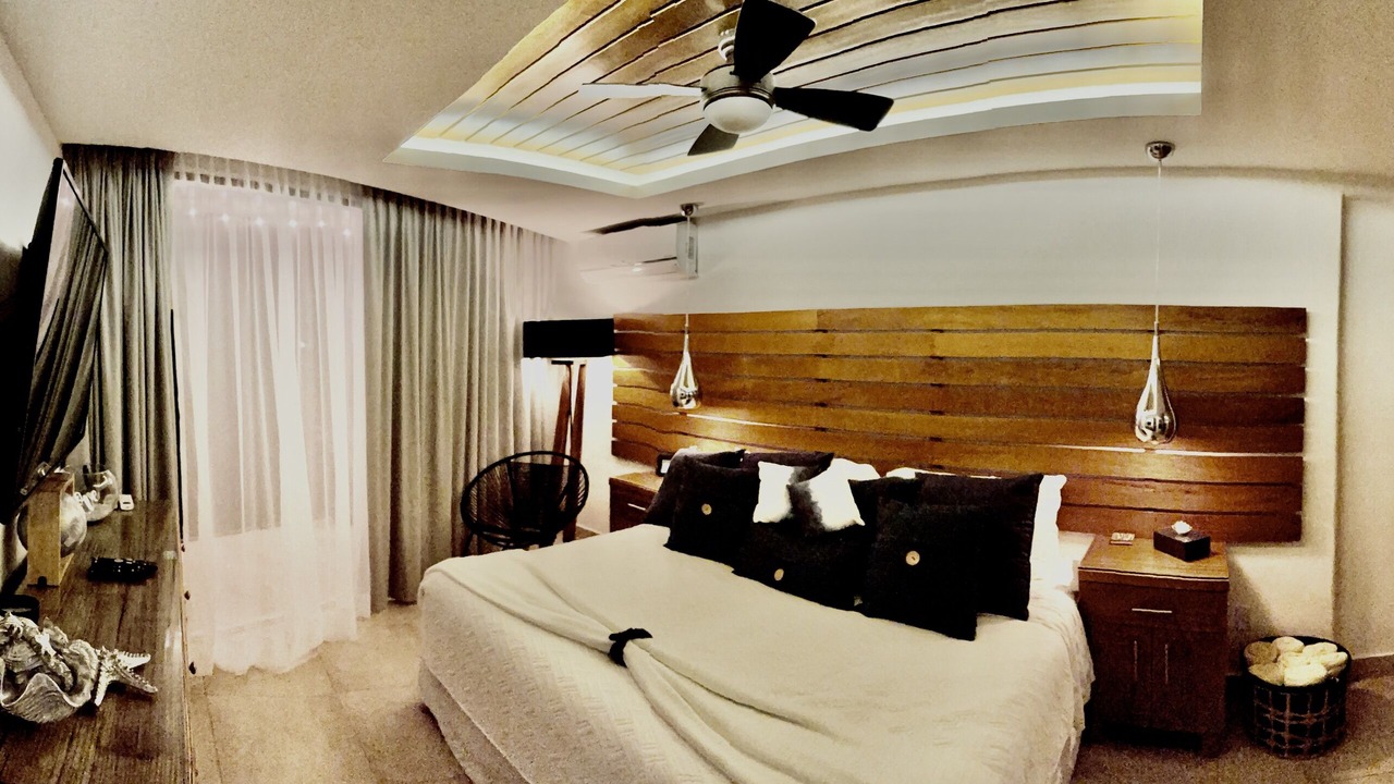 Photo of Bedroom in South Shore Hotel Area