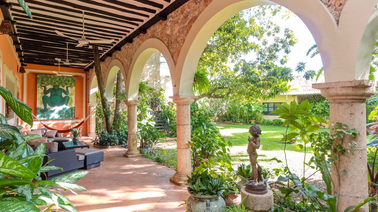 Photo of Patio Balcony in Chichen Itza - Valladolid