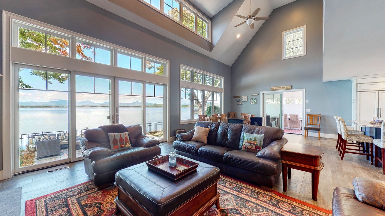 Photo of Livingroom in Center Ossipee
