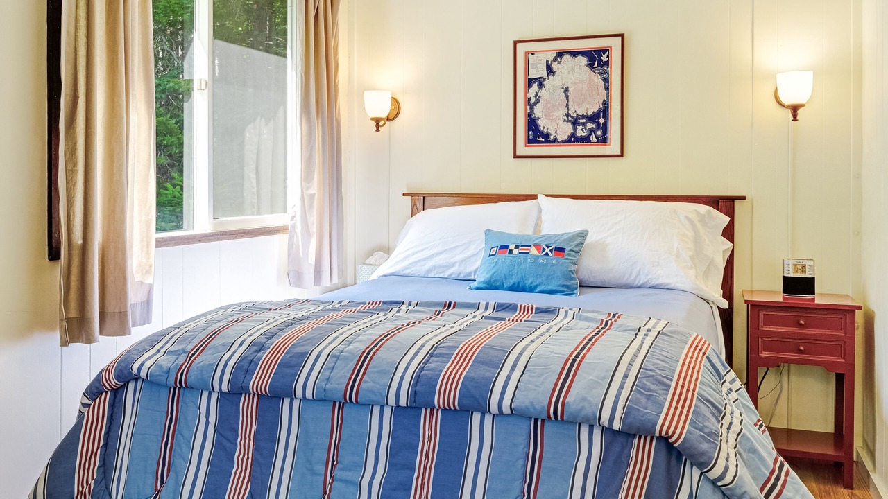 Photo of Bedroom in Mount Desert
