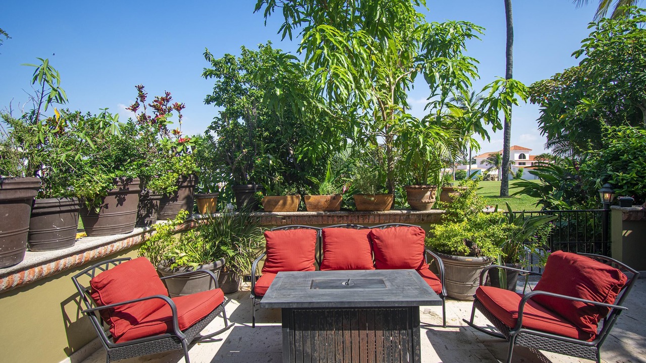 Photo of Patio Balcony in El Cid
