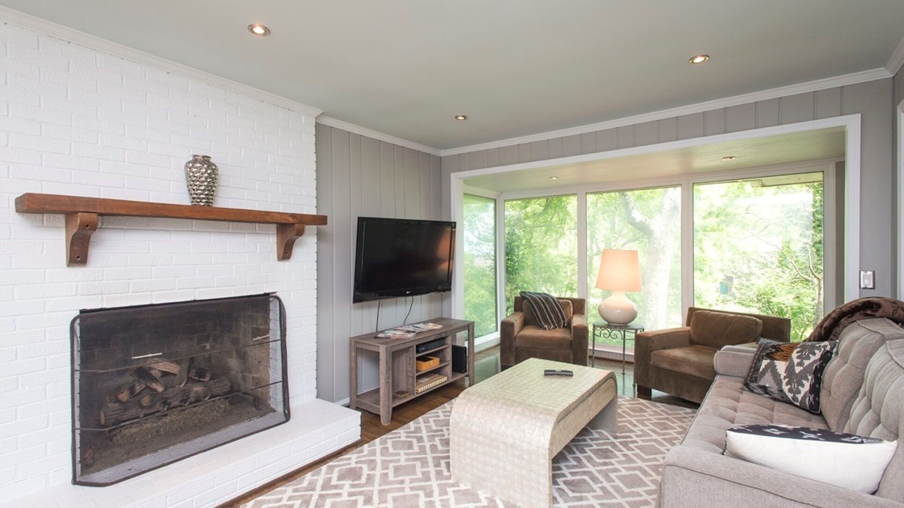 Photo of Bedroom in Hillsboro Village