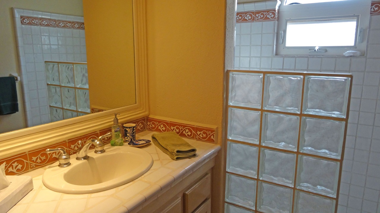 Photo of Bathroom in Zona Hotelera