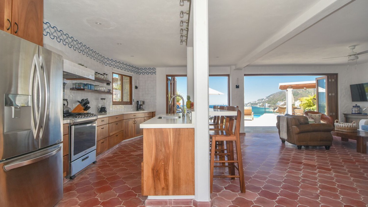 Photo of Kitchen in South Shore Hotel Area