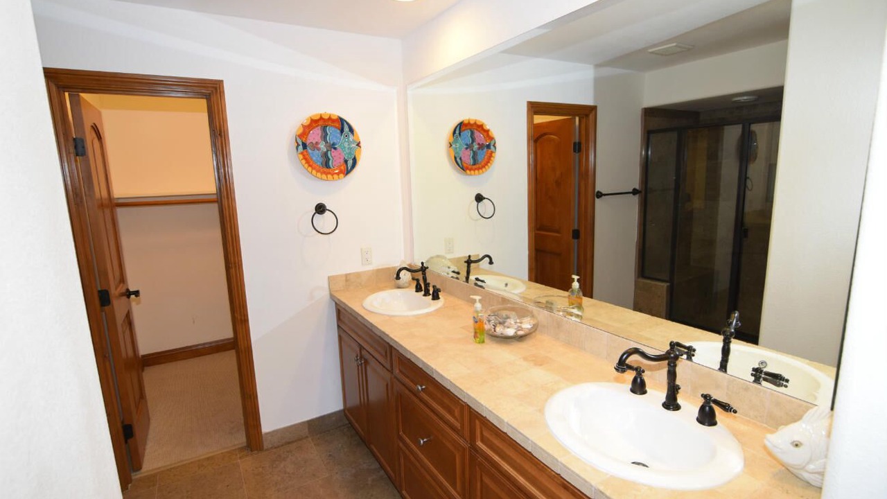 Photo of Bathroom in El Dorado Ranch