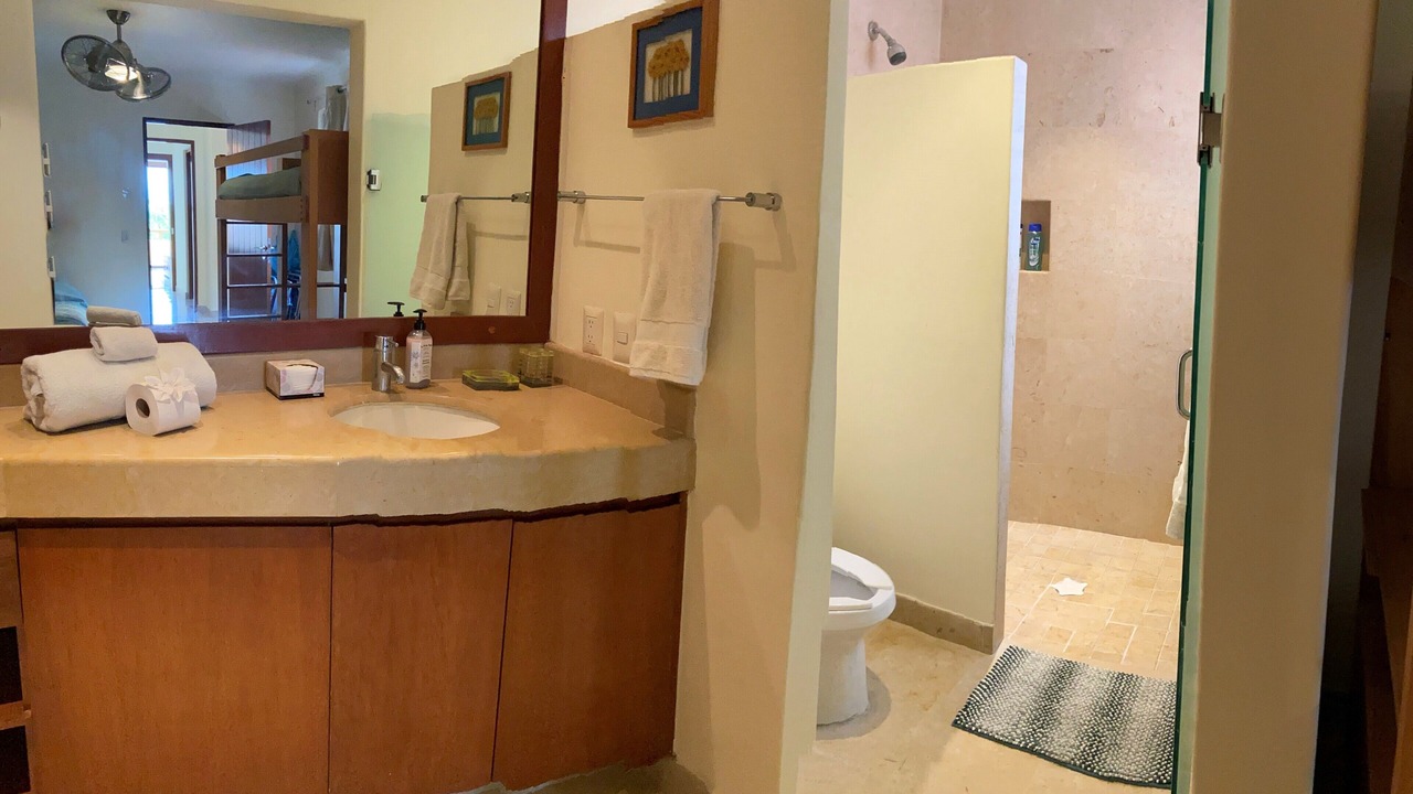 Photo of Bathroom in La Cruz de Huanacaxtle