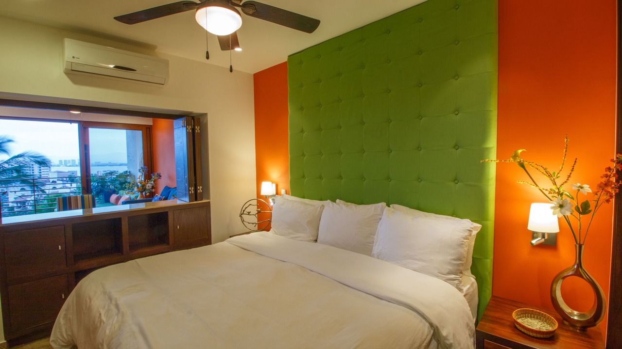 Photo of Bathroom in Romantic Zone