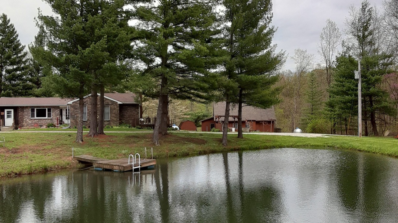 Photo of Others in Farmers Retreat