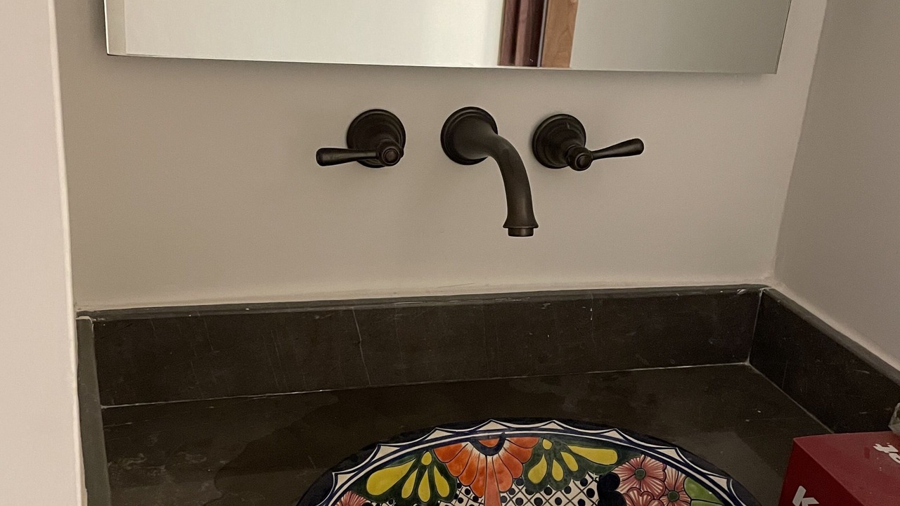 Photo of Bathroom in Isla Iguana
