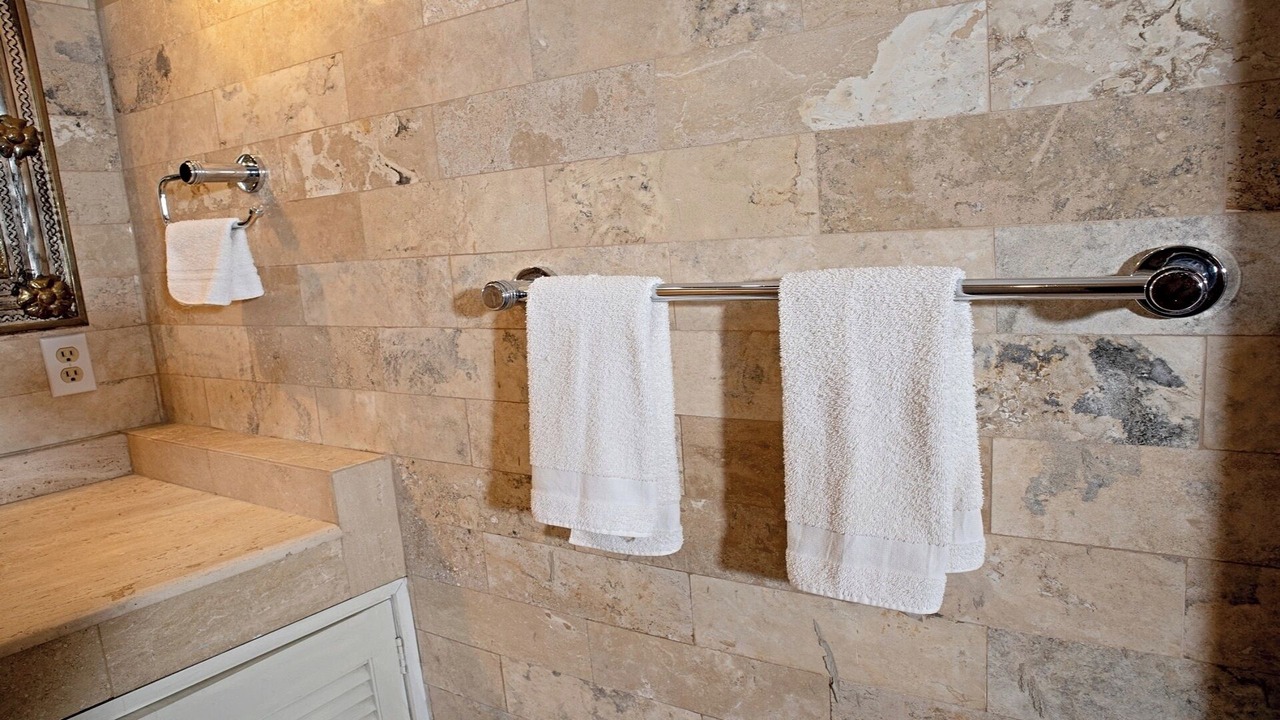 Photo of Bathroom in Chantepec