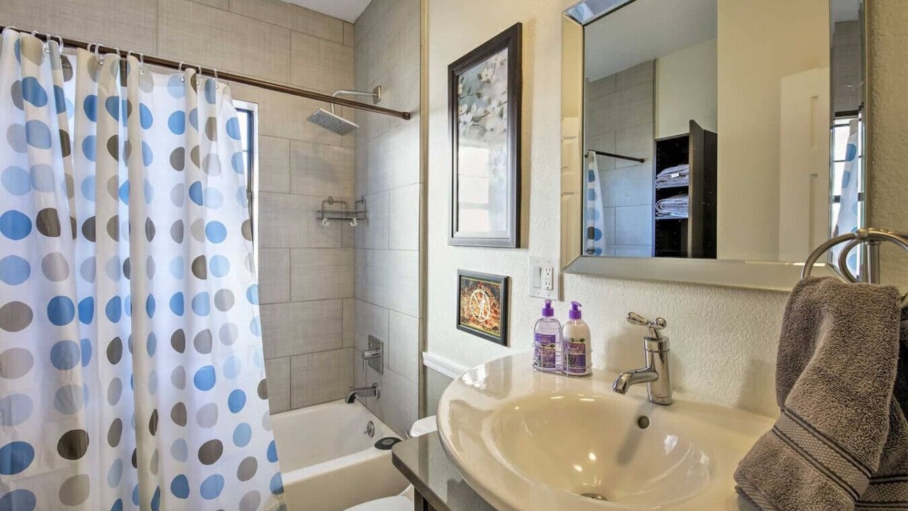 Photo of Bathroom in Coronado