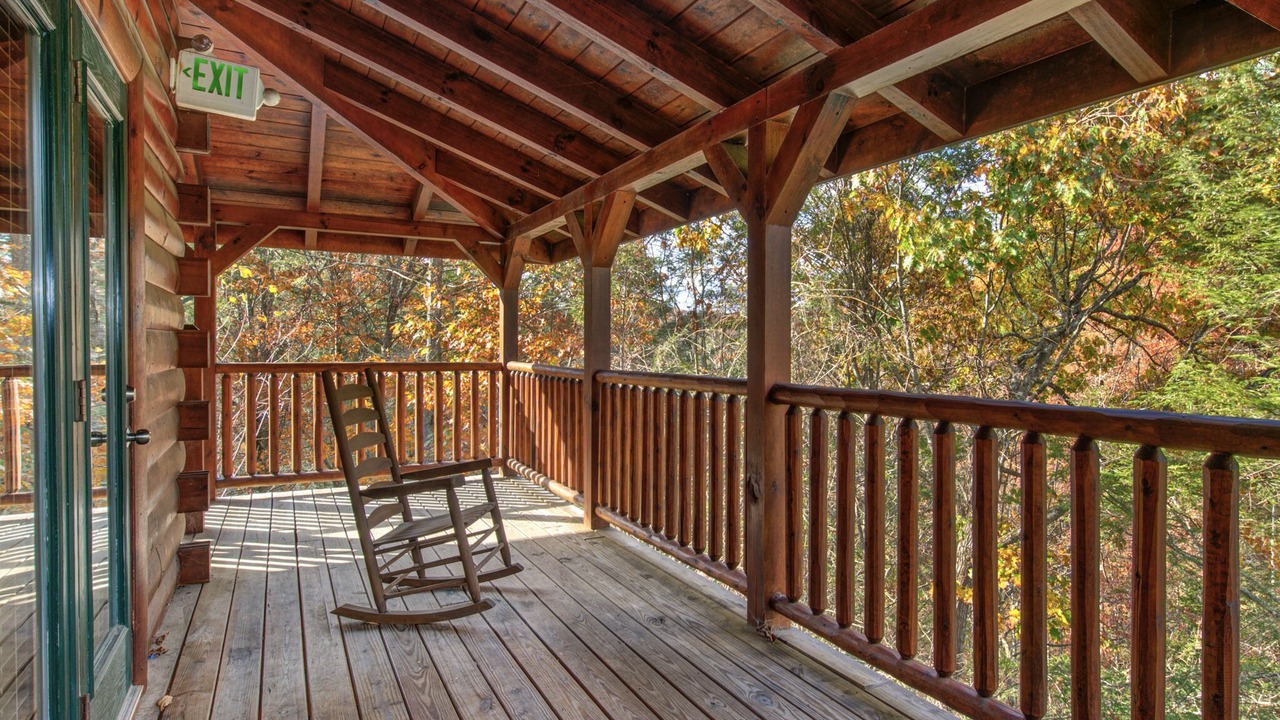 Photo of Patio Balcony in Hemlock Hills