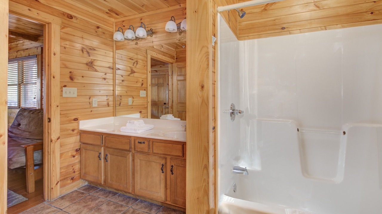 Photo of Bathroom in Hemlock Hills
