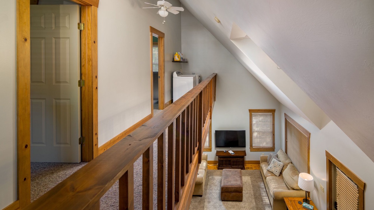 Photo of Livingroom in Millersburg