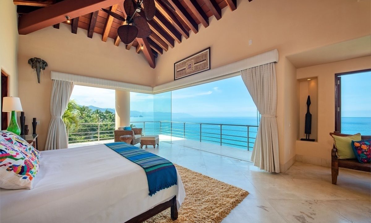 Photo of Bedroom in Mayto