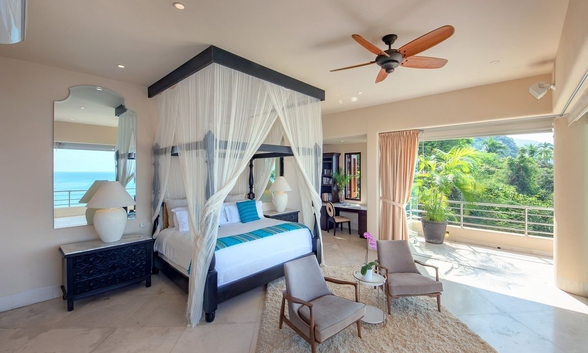Photo of Bedroom in Mayto