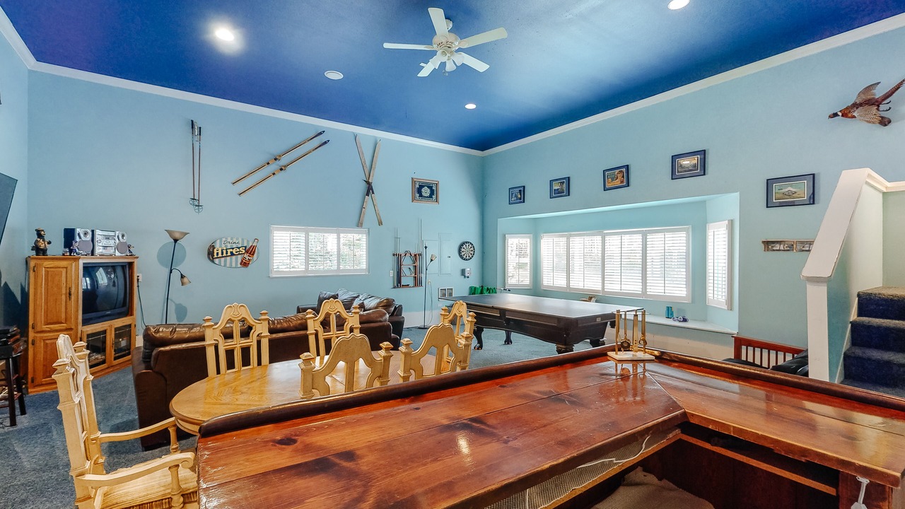 Photo of Livingroom in Newport