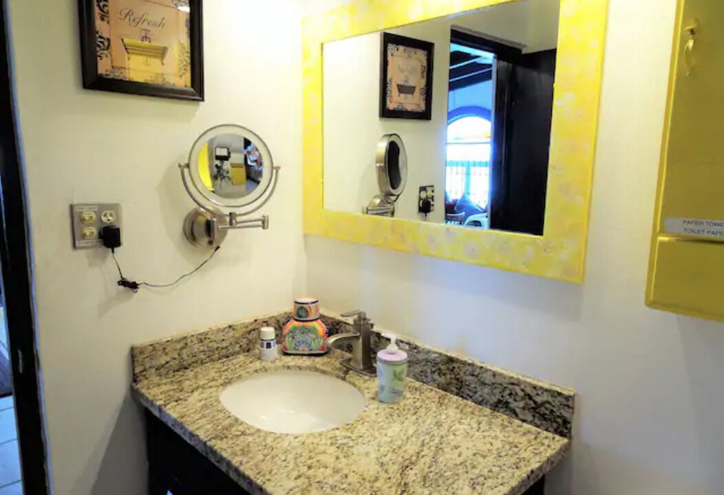 Photo of Bathroom in La Joya