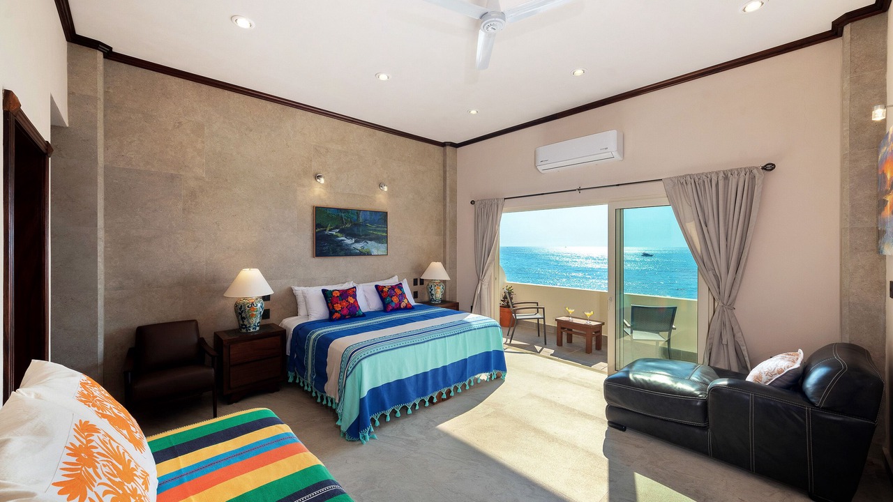 Photo of Bedroom in South Shore Hotel Area