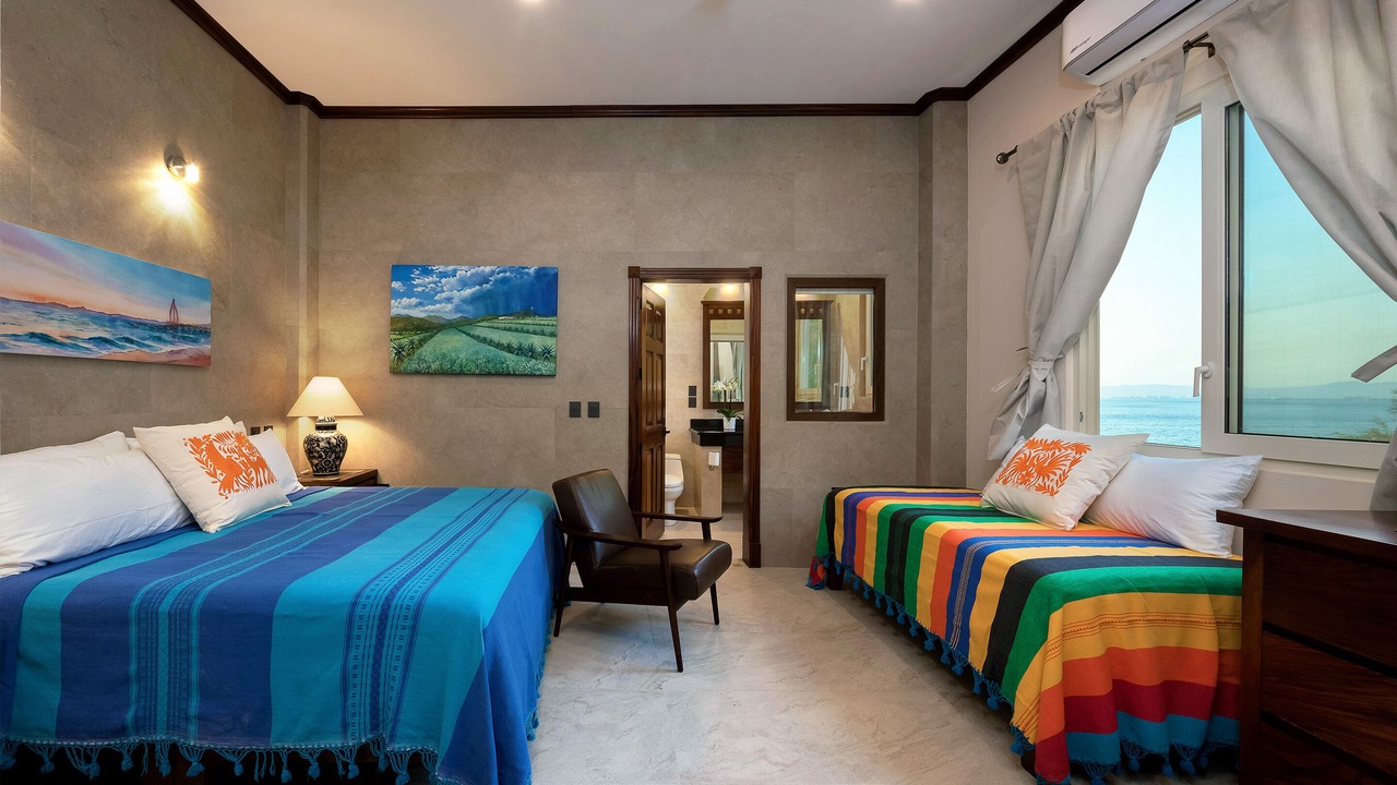 Photo of Bedroom in South Shore Hotel Area
