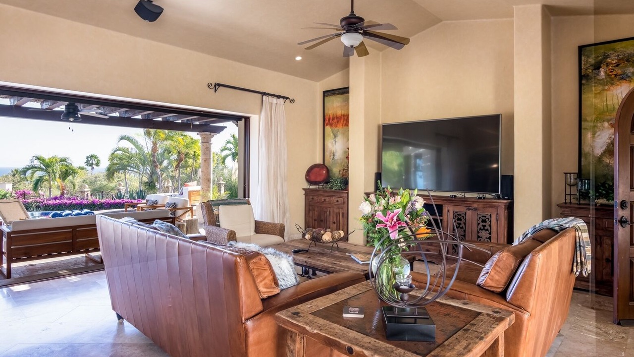 Photo of Livingroom in Buzzards