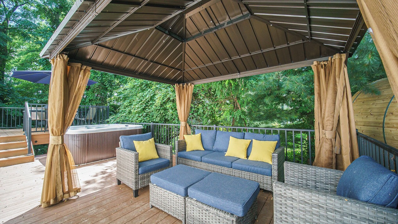 Photo of Patio Balcony in Water Hill