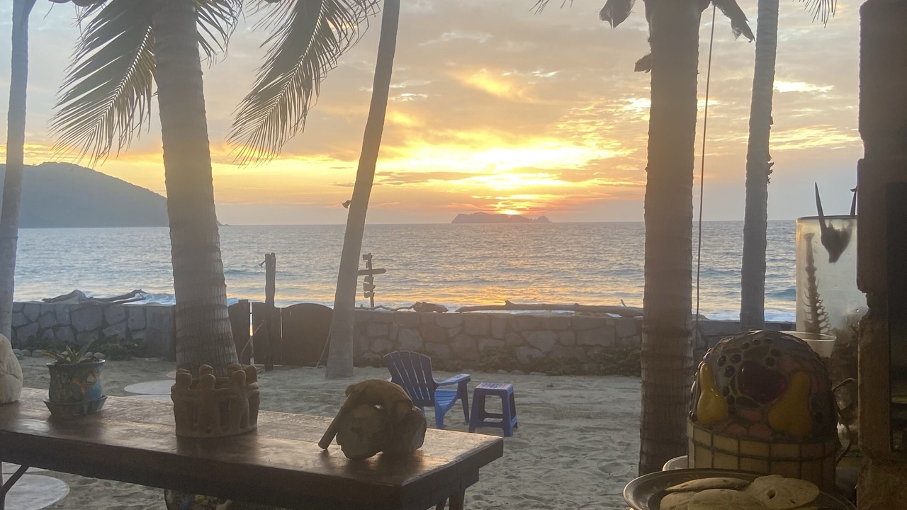 Photo of Patio Balcony in Barra de Potosi