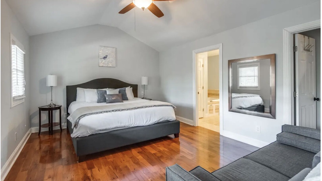 Photo of Bedroom in Shelby Hills