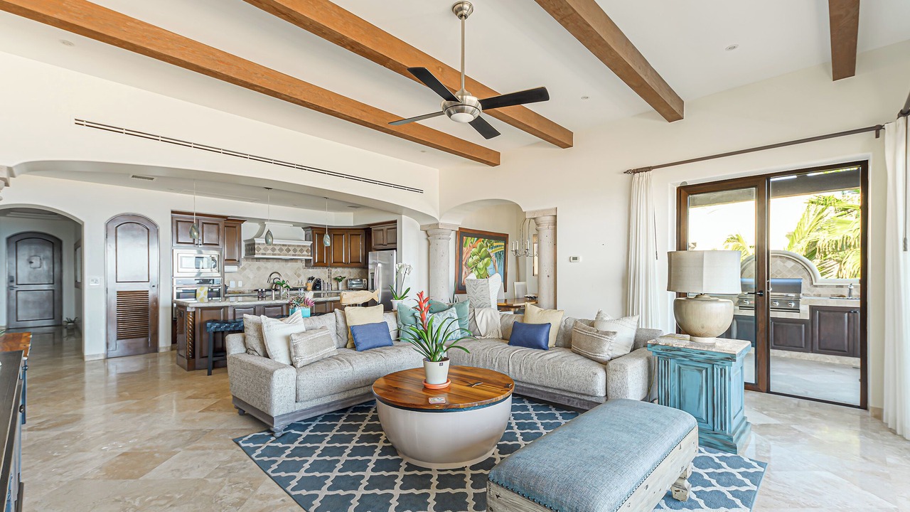 Photo of Livingroom in Buzzards