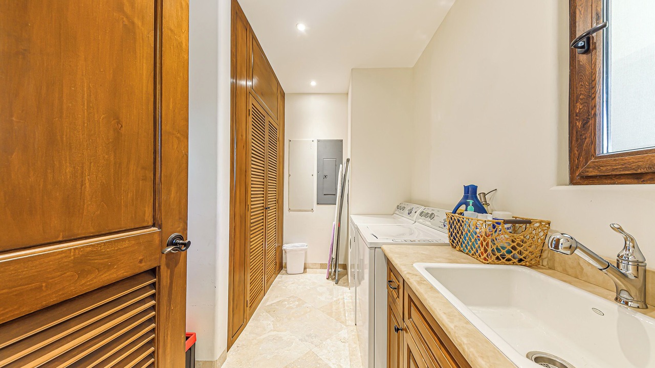 Photo of Bedroom in Buzzards