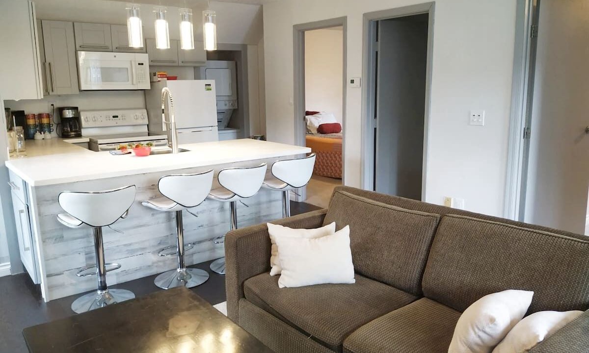 Photo of Livingroom in Northeast Anchorage