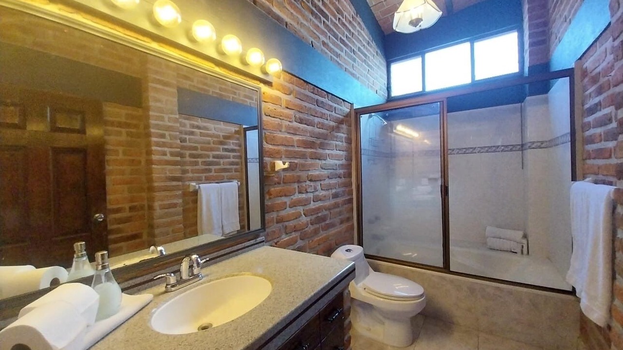Photo of Bathroom in Chantepec