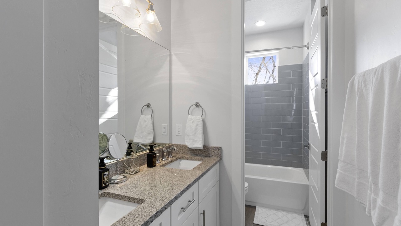 Photo of Bathroom in Sandy