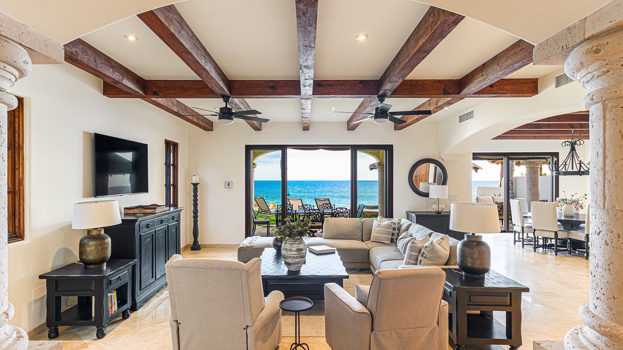 Photo of Livingroom in Buzzards