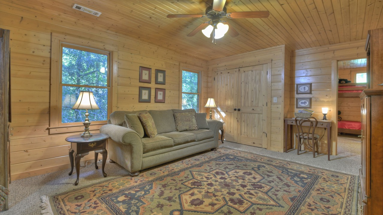 Photo of Bedroom in Blue Ridge
