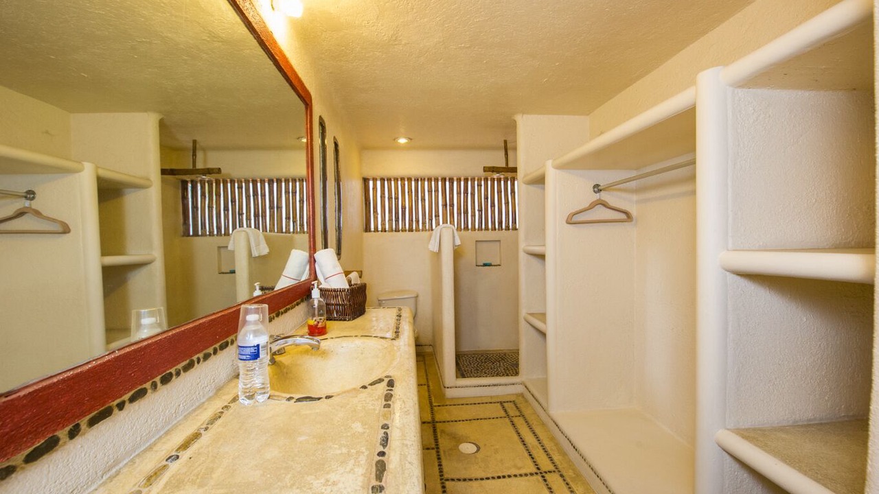 Photo of Bathroom in Boulevard Barra Vieja