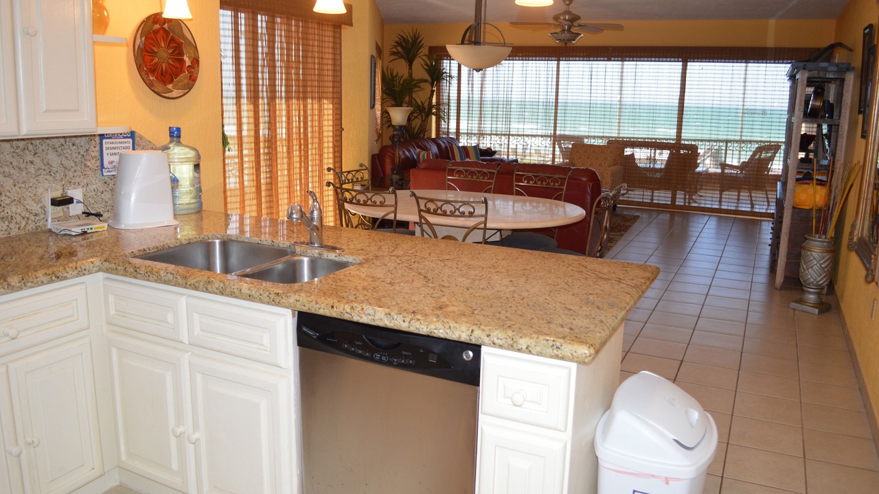Photo of Kitchen in Sandy Beach