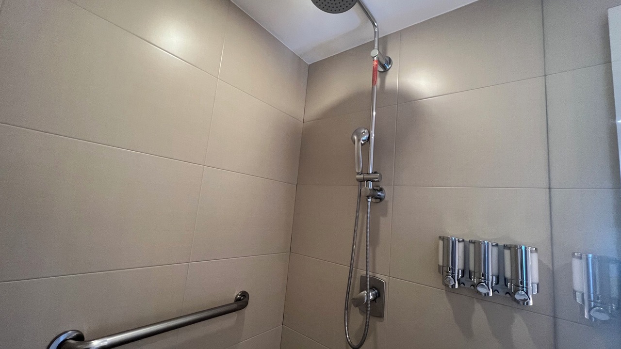 Photo of Bathroom in Anahuac