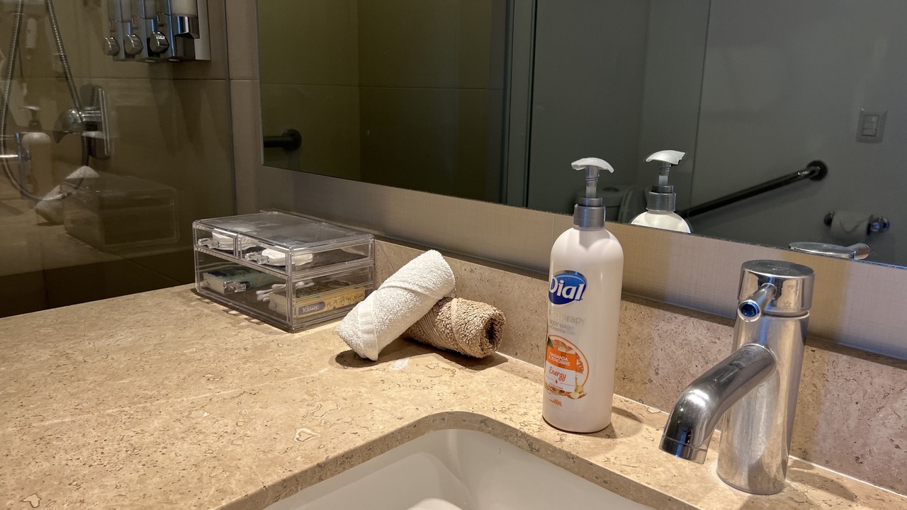 Photo of Bathroom in Anahuac