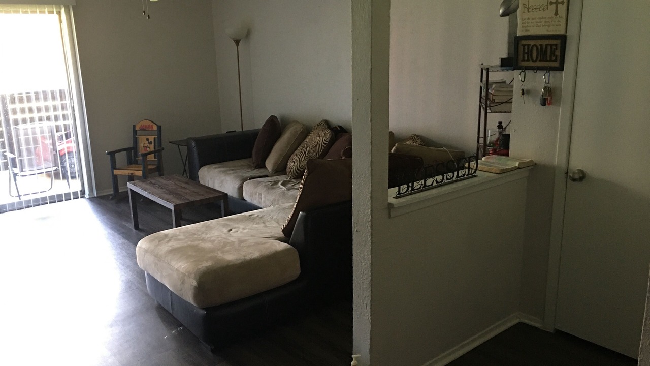 Photo of Livingroom in North Arlington