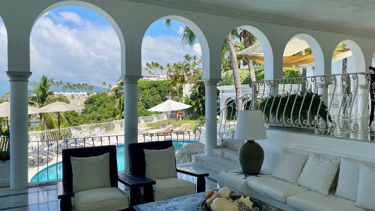 Photo of Patio Balcony in Las Brisas